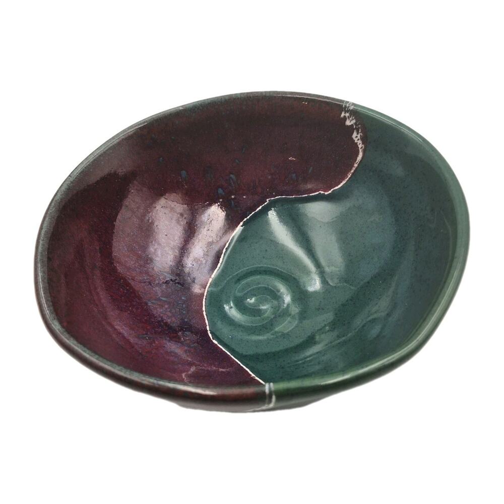 Gorgeous Handthrown Two-Tone Pottery Bowl Maroon Green 7" Diameter Signed